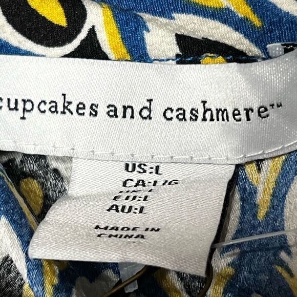 NWT Cupcakes and Cashmere Blue Yellow White Blouse Top Sz L - Picture 7 of 7